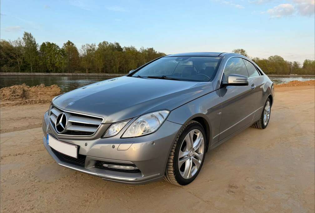 Mercedes-Benz COUPE E 250 BE Avantgarde