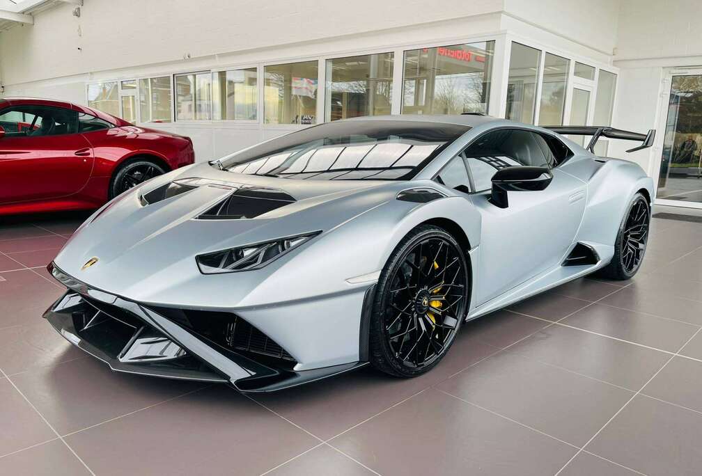 Lamborghini 5.2i V10  LP640 ** STO + VEHICULE BELGE + FULL CARBON + 1er PROPRIETAIRE + PPF COMPLET ***
