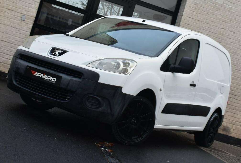 Peugeot 1.6 HDi L1H1 Pack CD Airco / Garantie