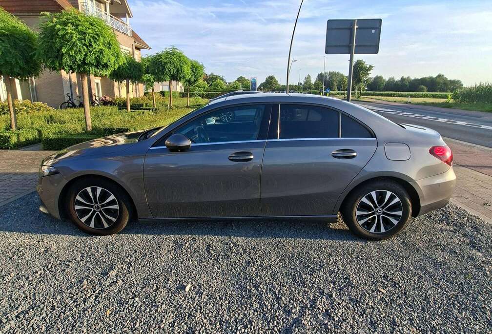 Mercedes-Benz A 180 d Launch Edition (EU6d-TEMP)