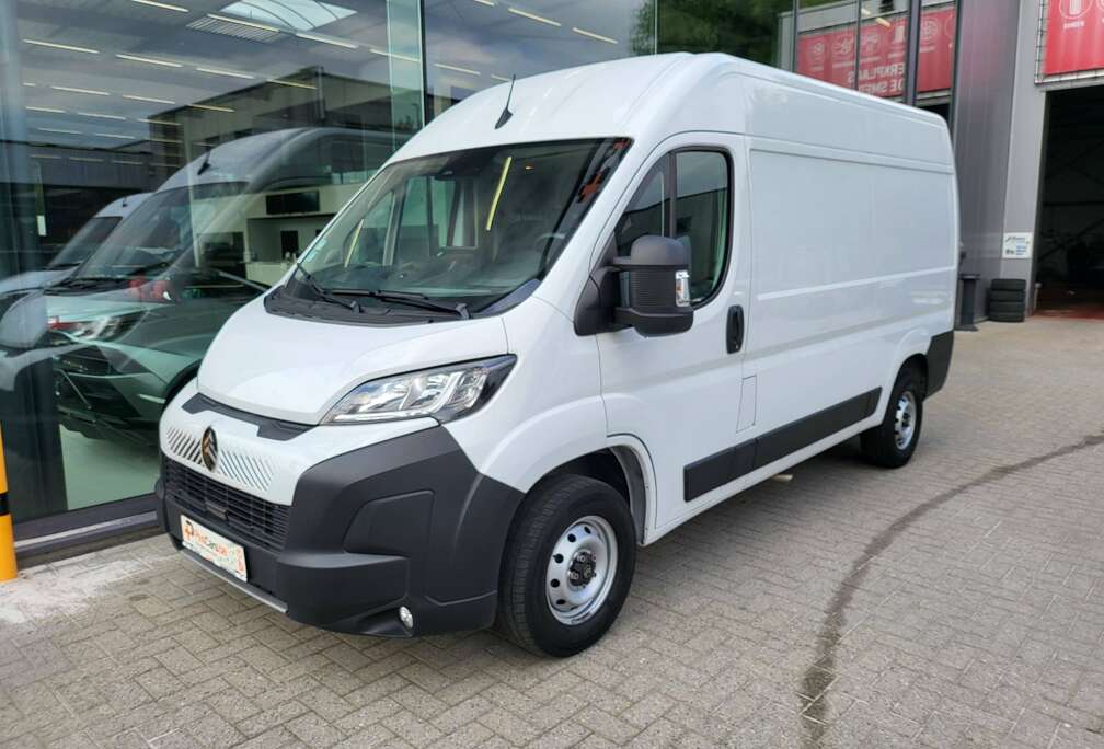 Citroen 2.2 BlueHDi L2H2 | €19.000 ex. btw | 2024 | 48.191 km | Camera | Navi | CarPlay | Airco | Cruise Control | Lane Assist