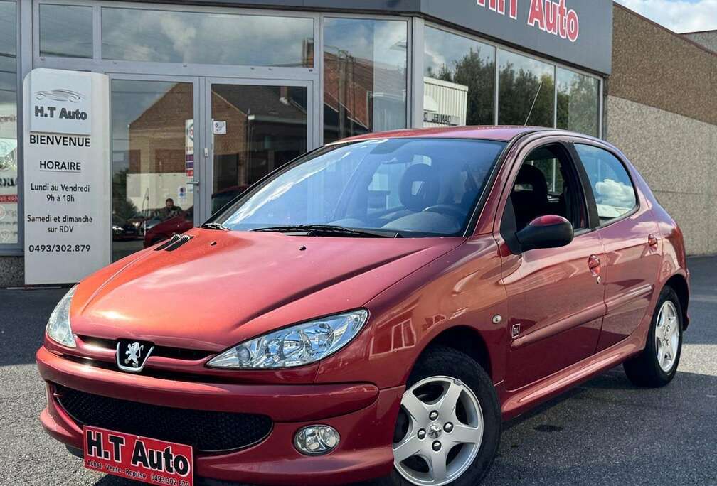 Peugeot 1.4 HDi/Airco/5 portes/Diesel