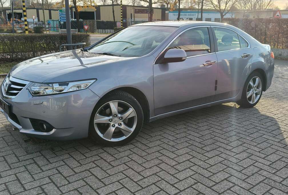 Honda Accord 2.0 Elegance Advantage