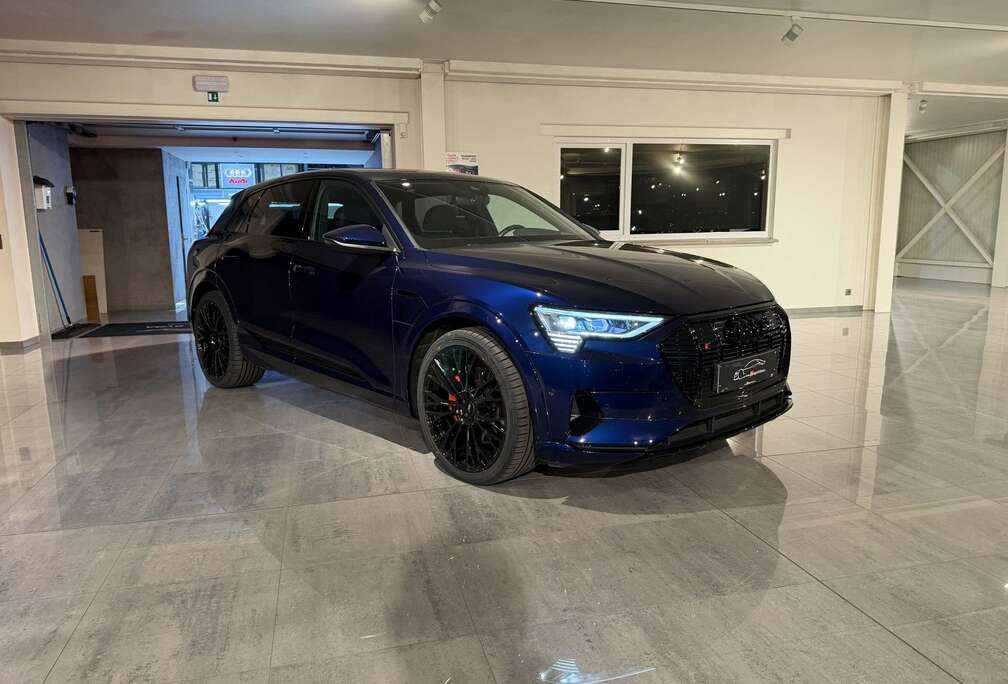 Audi 313PK BLACK EDITION * MATRIX * CAM * CAR PLAY *