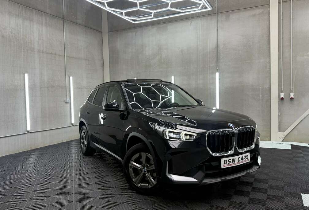 BMW PANO/SFEER/LEER/TREKHAAK/1EIGENAAR/GARANTIE