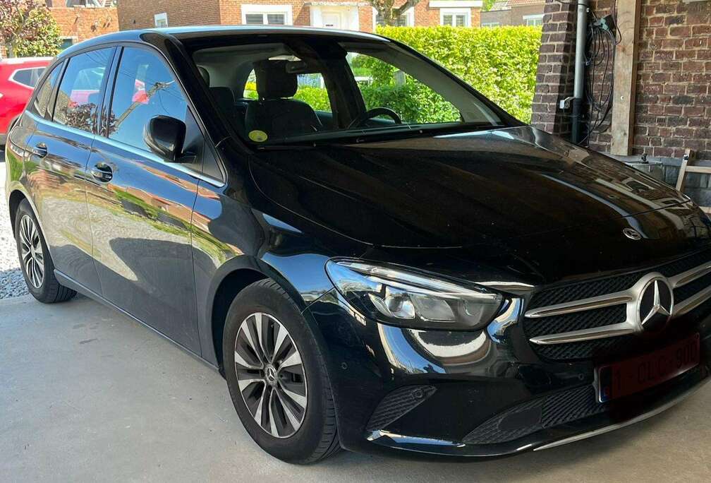 Mercedes-Benz B 180 d Business Solution Essential