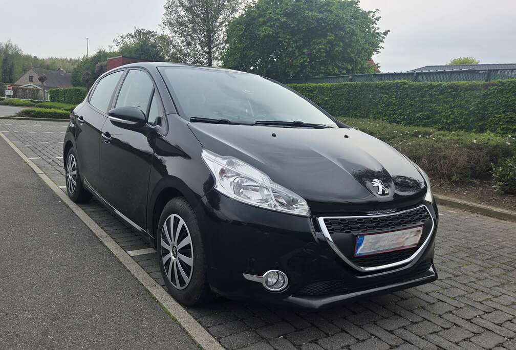 Peugeot 208 1.4 HDi Allure