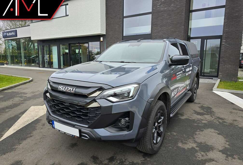 Isuzu V-CROSS DEMO MET HARDTOP