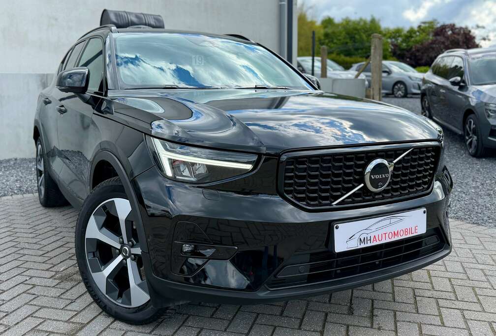 Volvo 2.0 B3 MHEV DCT