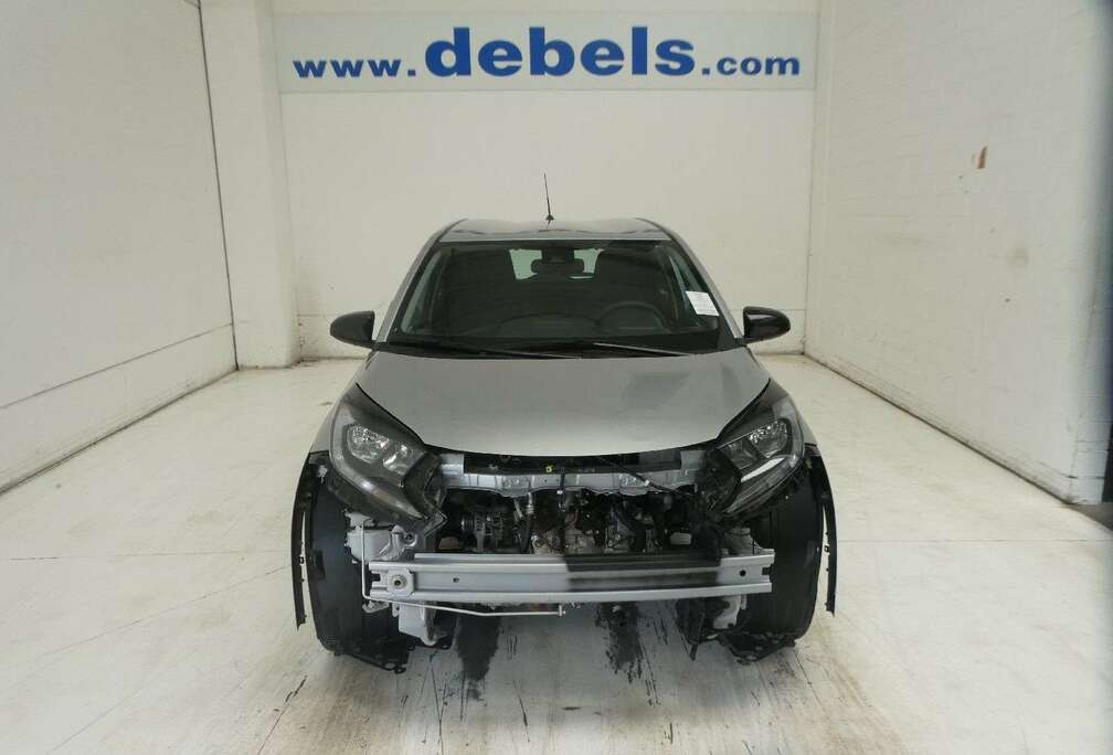 Toyota Play 1.0 Vvt-i