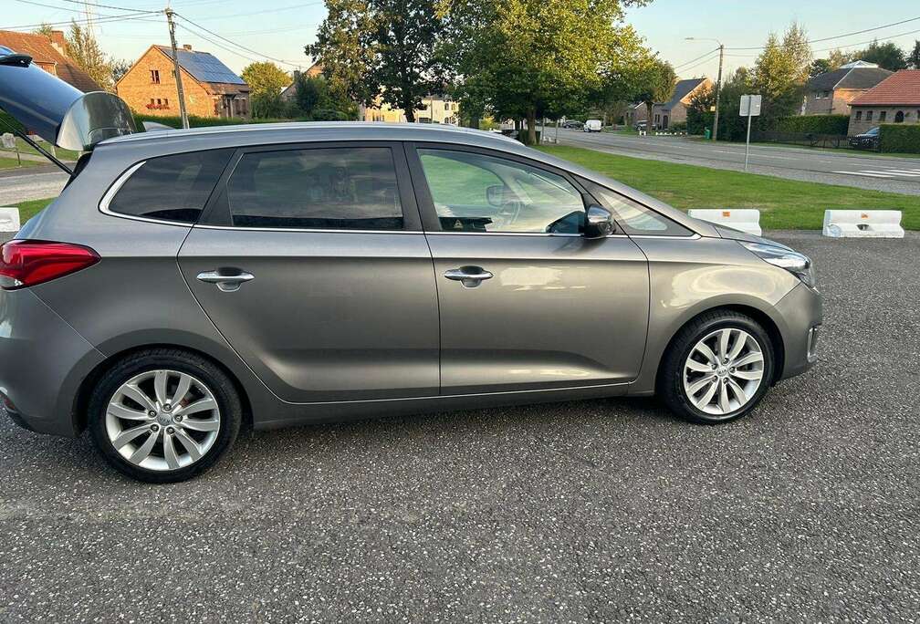 Kia Carens 1.7 CRDI Lounge