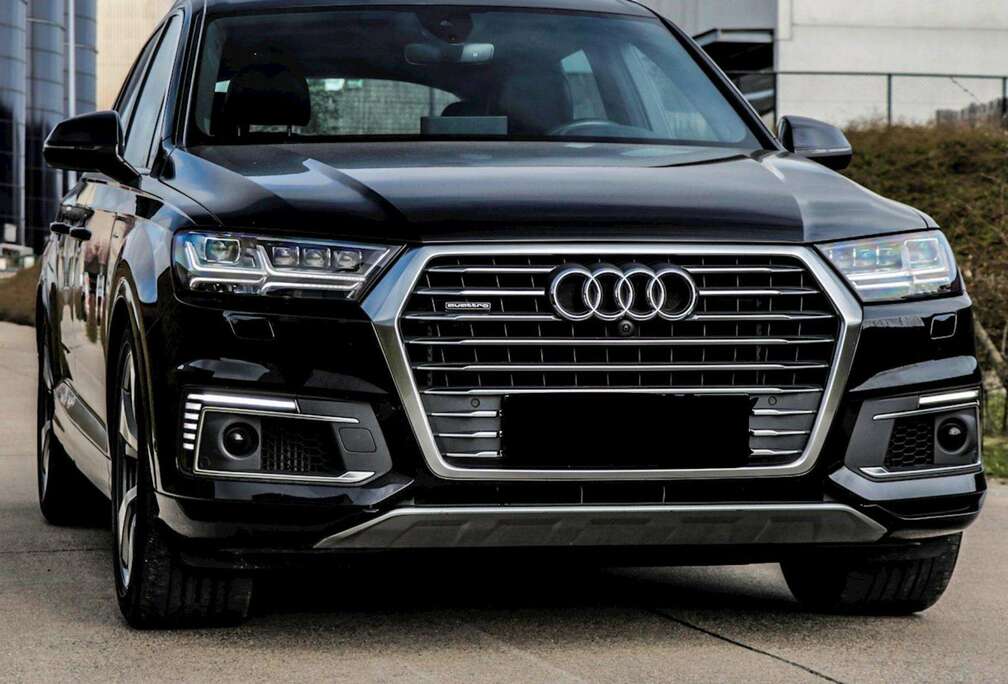 Audi Q7 S-line 3.0 TDI e-tron quattro tiptronic