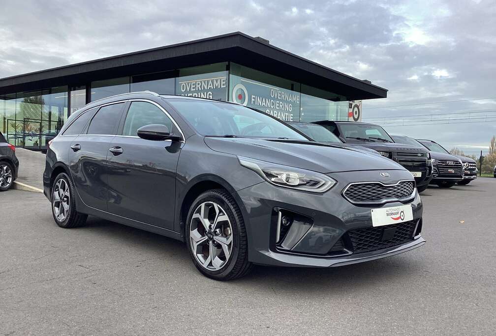 Kia 1.6Gdi Hybrid/1steEig/69000km/LED/Cam/Carplay/Alu