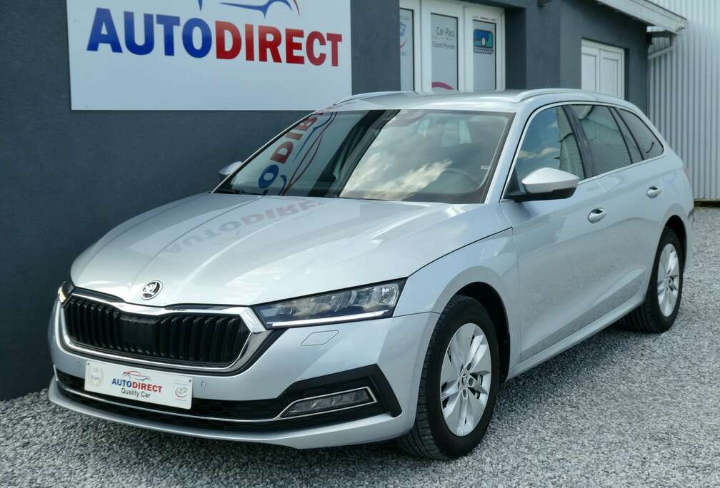 Skoda 2.0 TDi SCR Clever DSG Navi, Camera, Carplay, Led