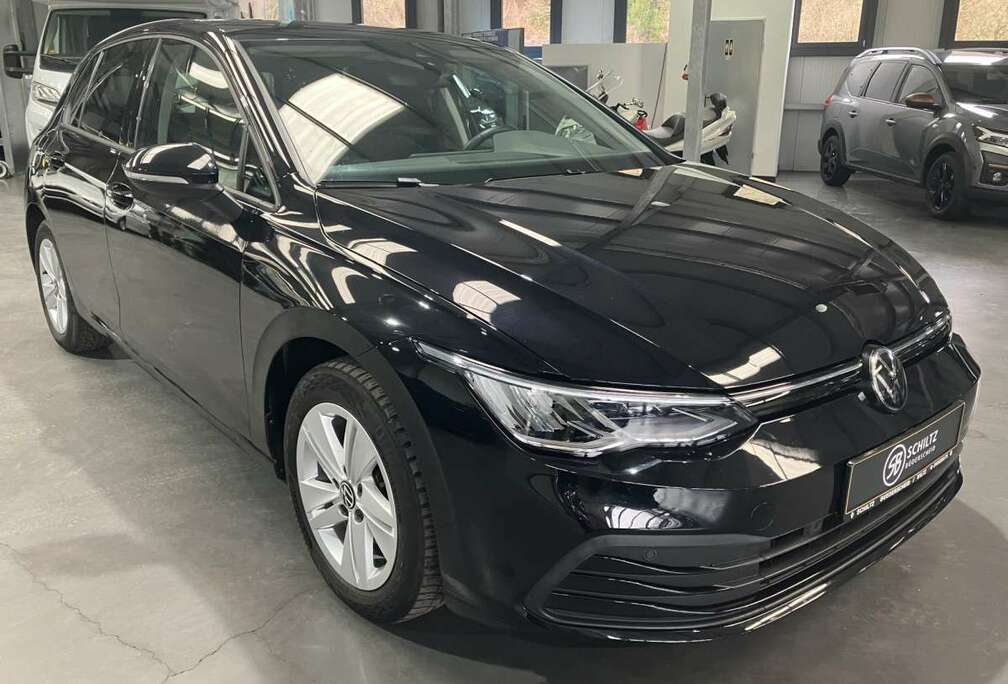 Volkswagen 1.5 eTSI Life DSG 150HP