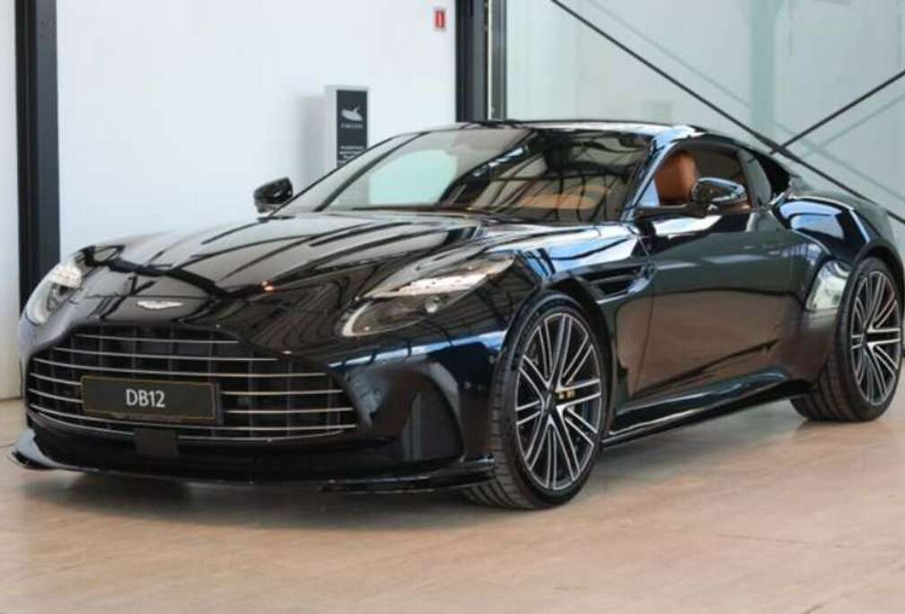 Aston Martin V8 680cv