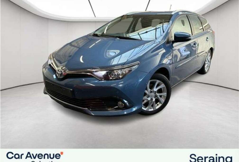 Toyota Touring Sports Comfort HSD