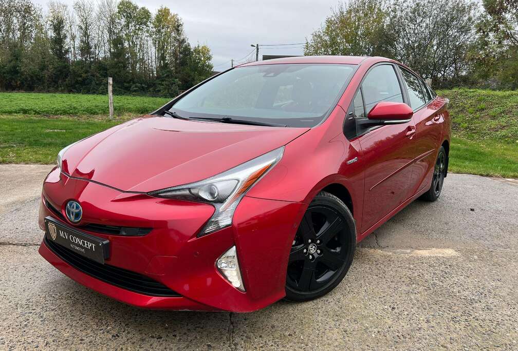 Toyota Prius 1.8i Hybrid ***Red Edition***