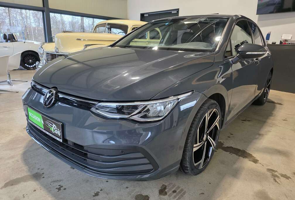 Volkswagen Golf 1.0 eTSI Life OPF DSG