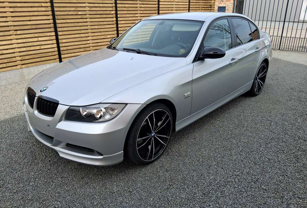 BMW 318i