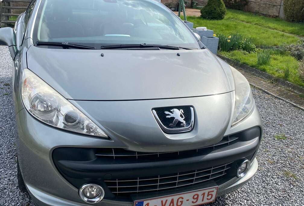 Peugeot 207 CC 1.6i 16v Pack