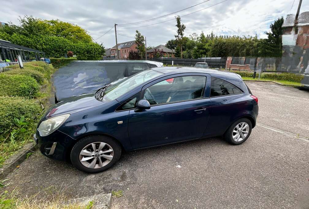Opel Corsa 1.2i Enjoy