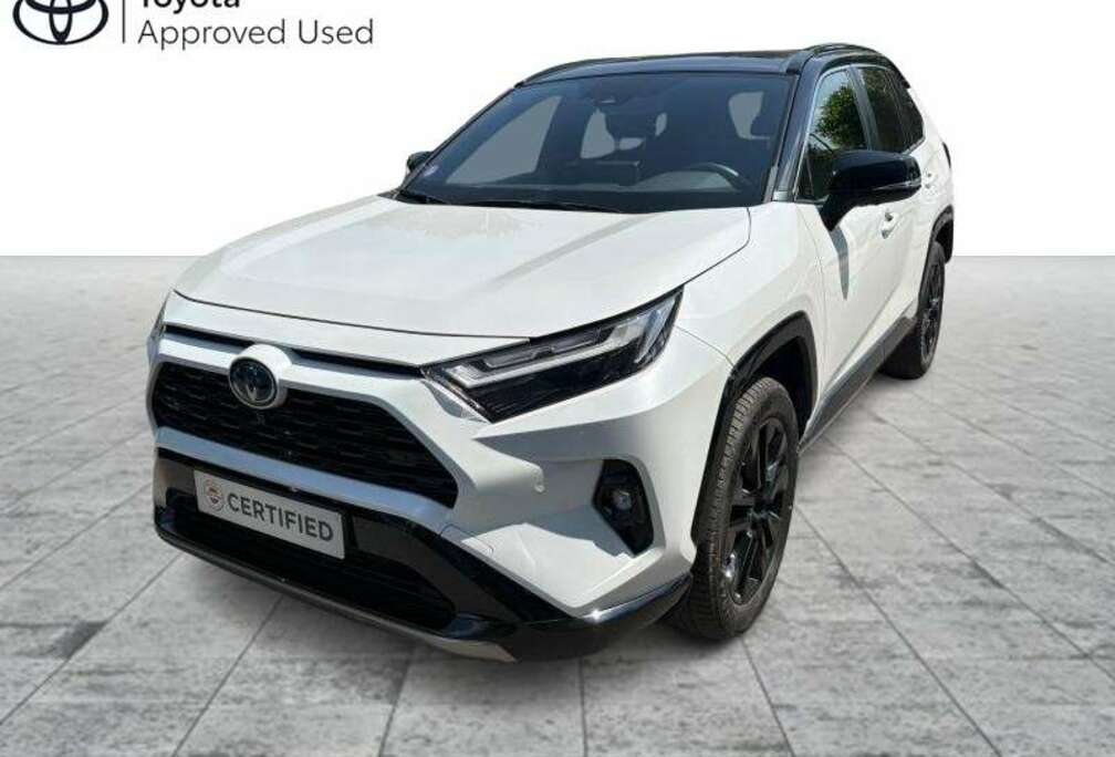 Toyota 2WD e-CVT Style Plus