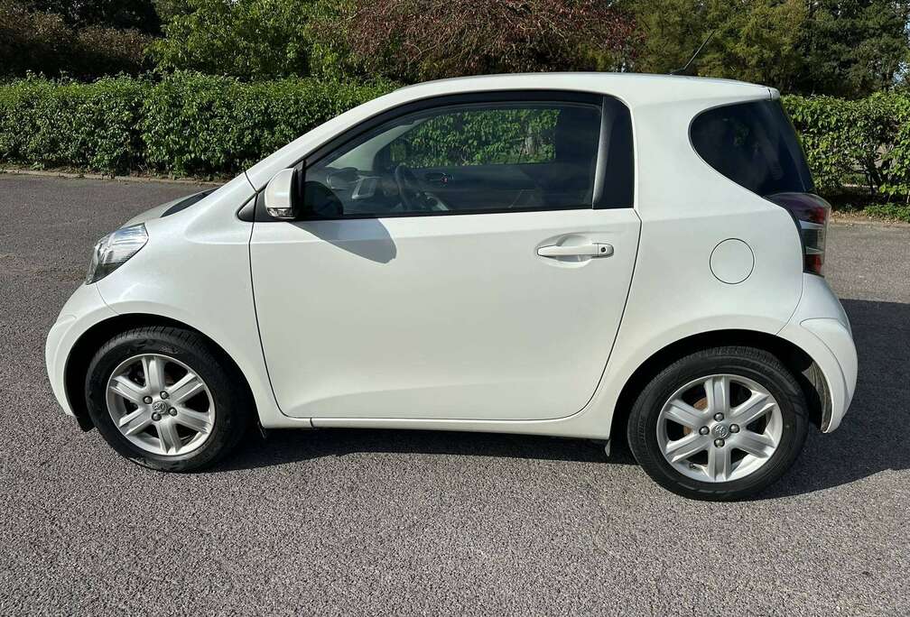 Toyota iQ 1.0i VVT-i Tobasco