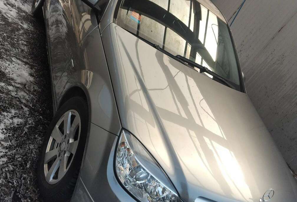 Mercedes-Benz Classe CDI BlueEfficiency Elégance