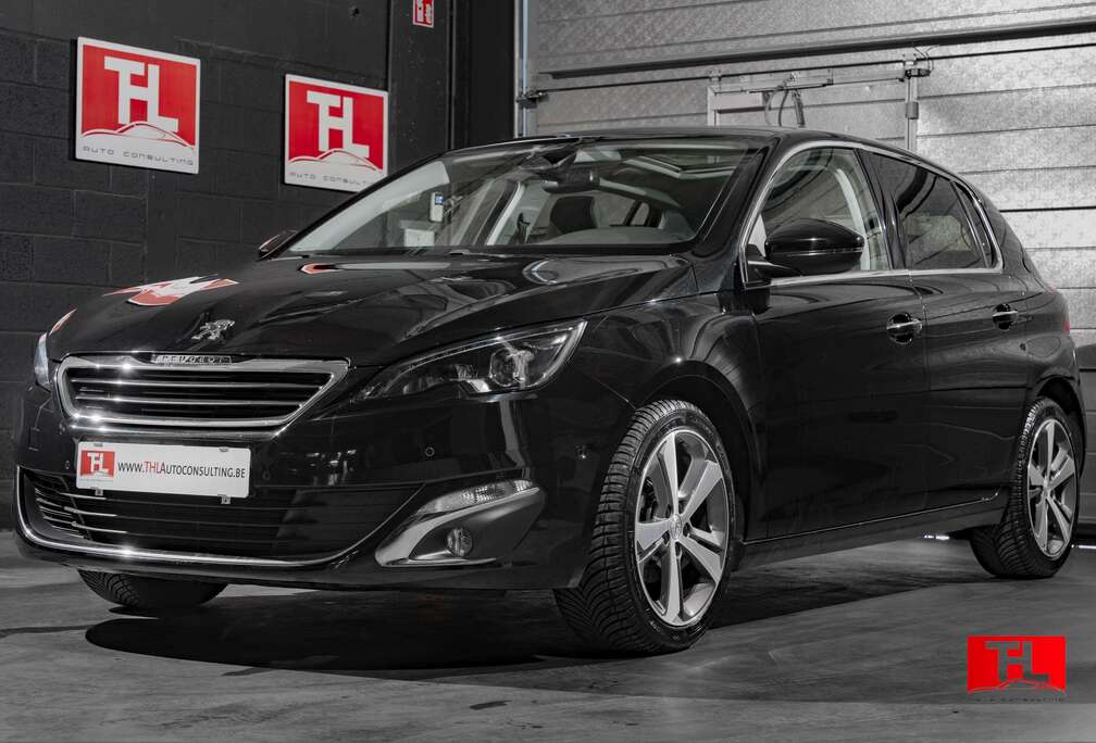 Peugeot 308 1.2 PureTech Feline 1Ier Prop, Carnet Complet