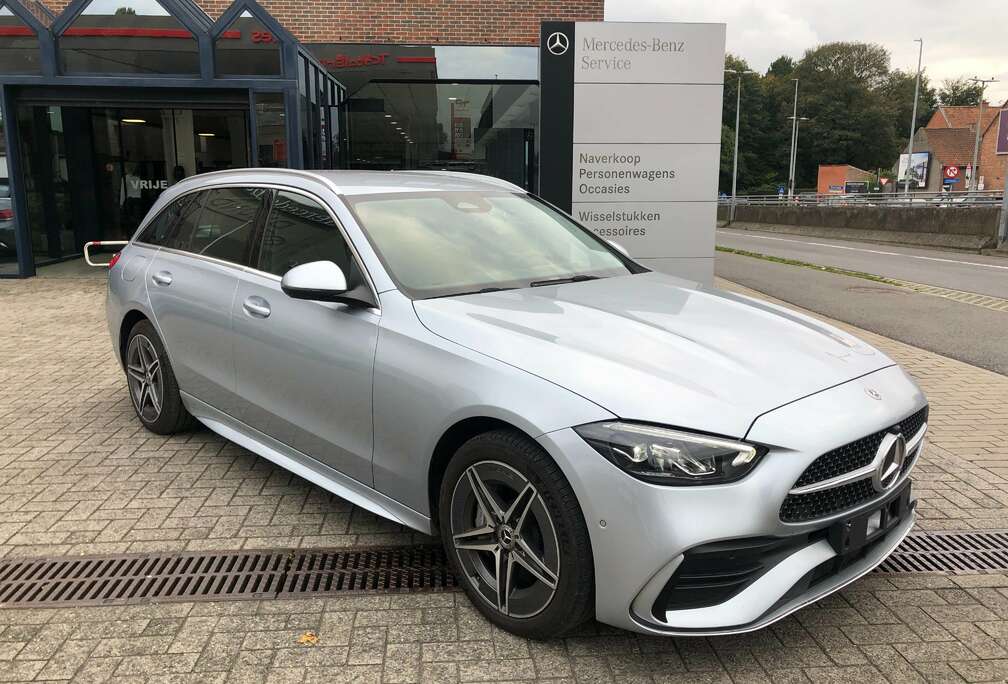 Mercedes-Benz C300 Te AMG-Line Carplay Camera Sfeerverlichting