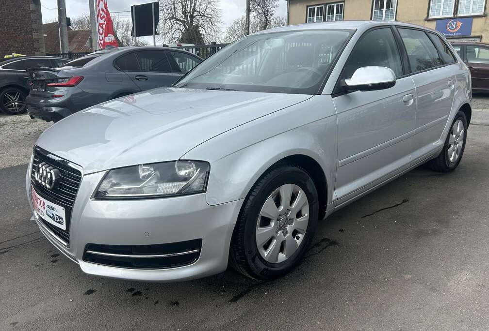 Audi Sportback 1.6TDi Ambiente *** CLIM/CAPTEURS ***