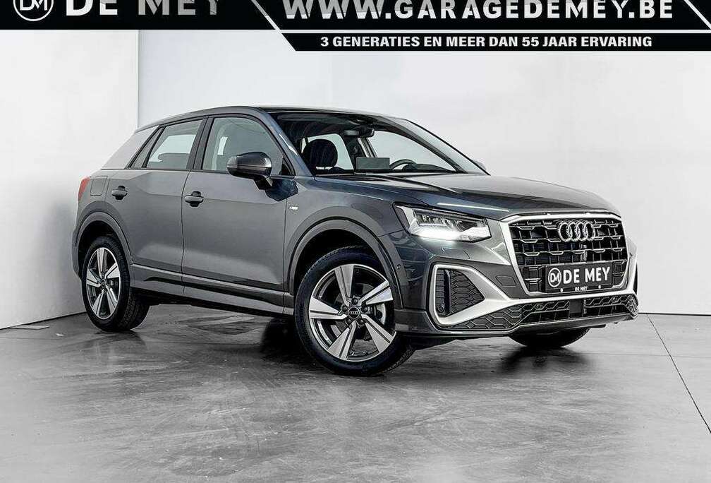 Audi 30 TFSI S-Line / Carplay / Trekhaak / Camera / ACC / Navigatie