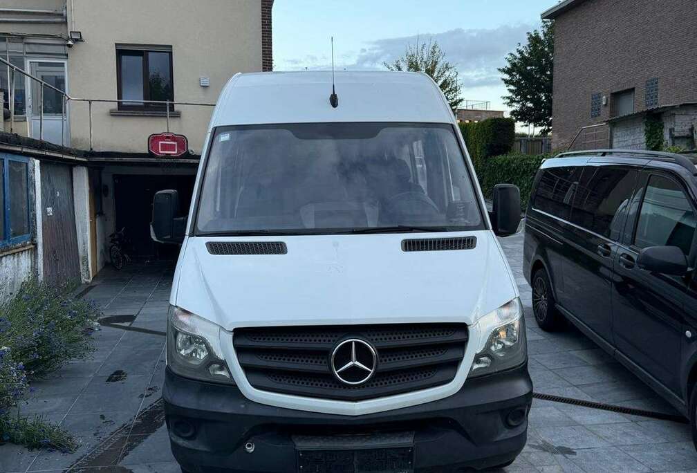 Mercedes-Benz 214 CDI 906.213