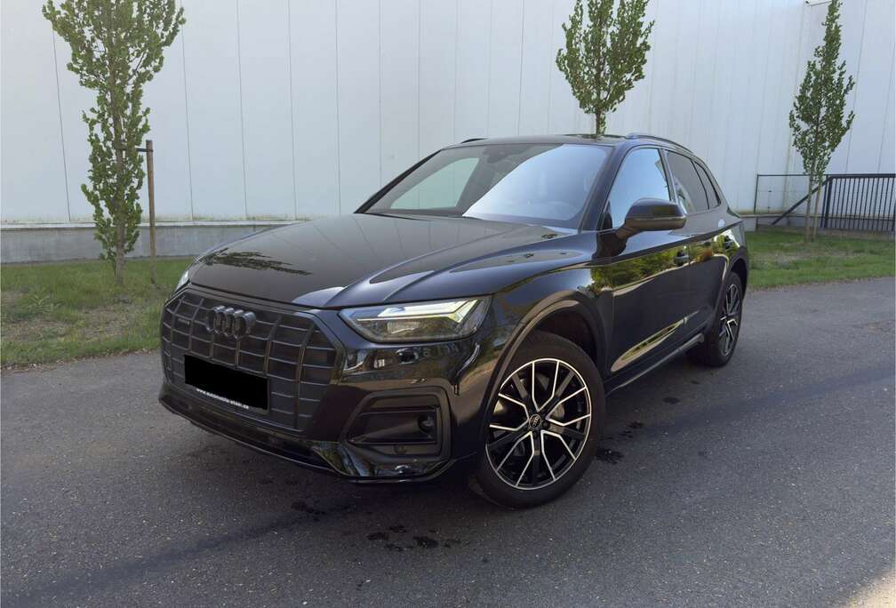 Audi Q5 40TFSI 2023 204pk S line  Full Black  Camera  Trekhaak