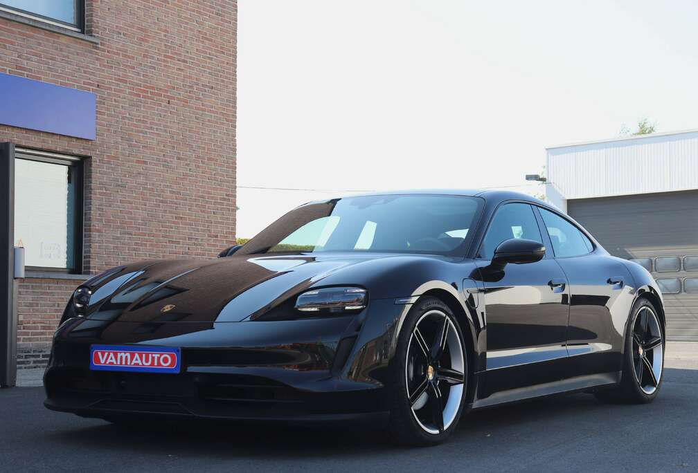 Porsche 93.4 kWh Coupé - Pano/Battery+/AdaptiveCC/BlindSpot/Heatpump//21\