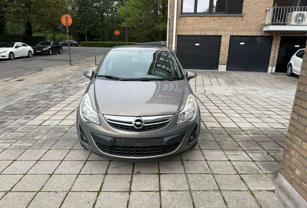 Opel 1.2 16V Edition