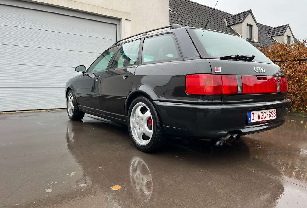 Audi 80 Avant RS2