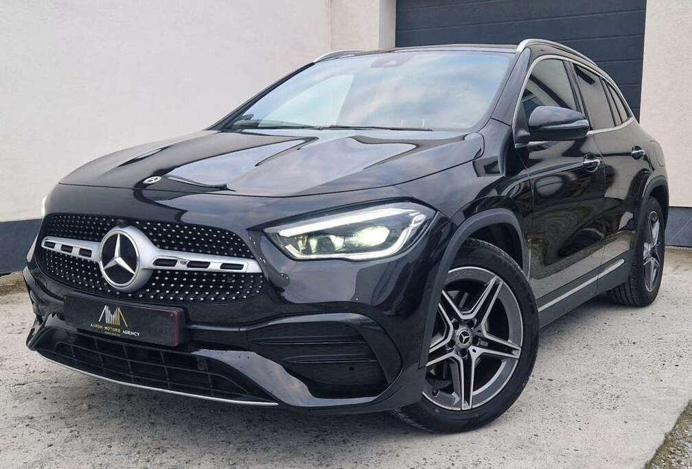 Mercedes-Benz GLA 180 AMG/ TVA DEDUCTIBLE / CARNET / TOIT PANO