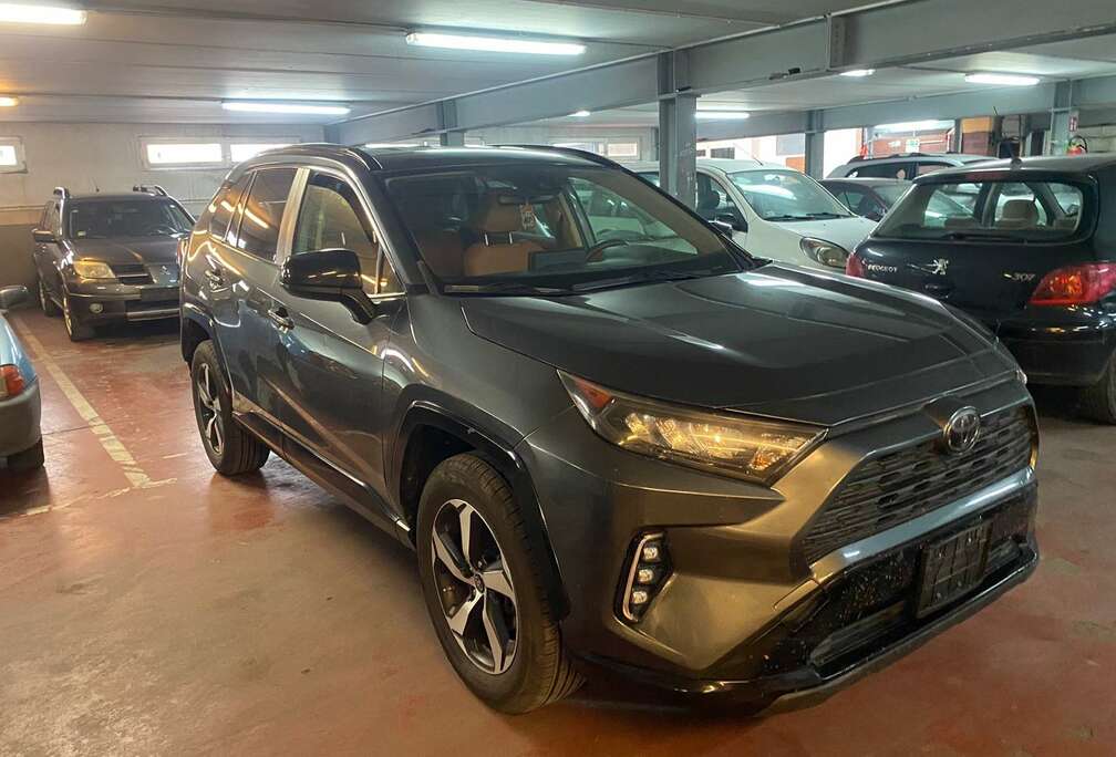 Toyota RAV4 2.5i e-AWD Style CVT