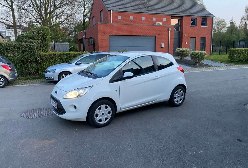 Ford 500 1.2i Rosso Amore
