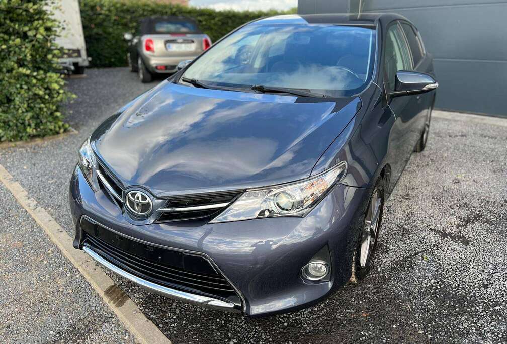 Toyota Auris 1.33i VVT-i Dynamic