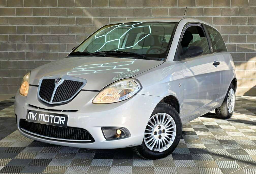 Lancia 1.2 ESSENCE 60CV