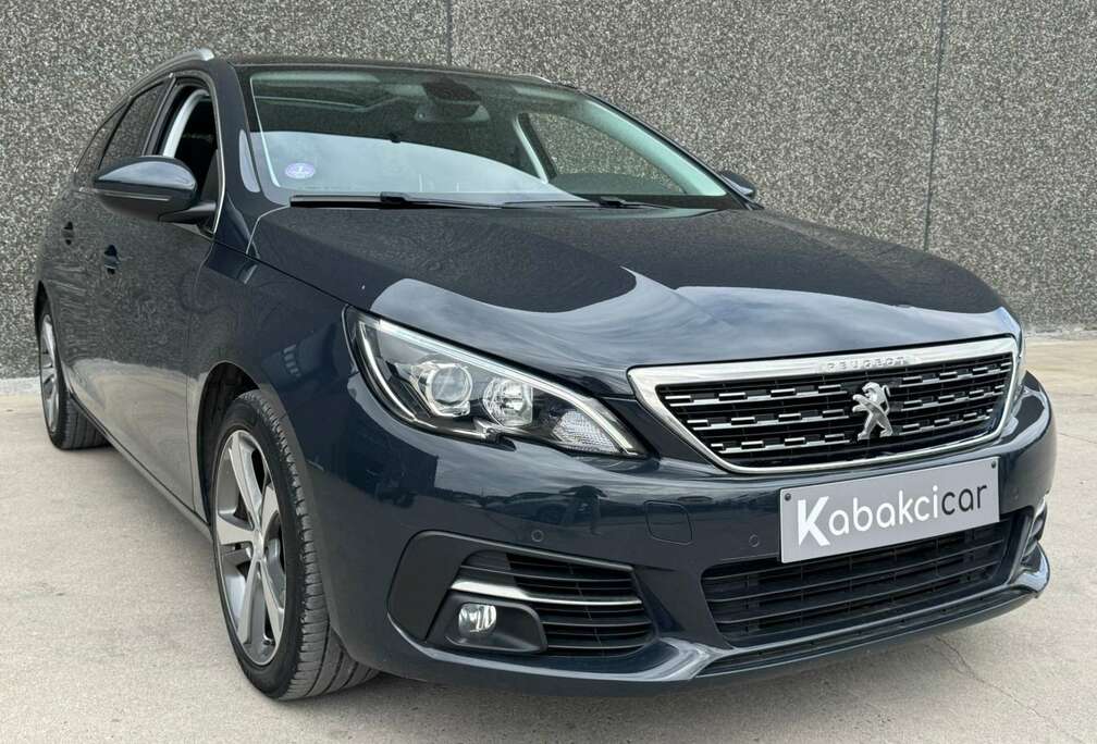 Peugeot SW 1.2  Active //CAPLAY/CAMERA//GPS/GARANTIE 12M