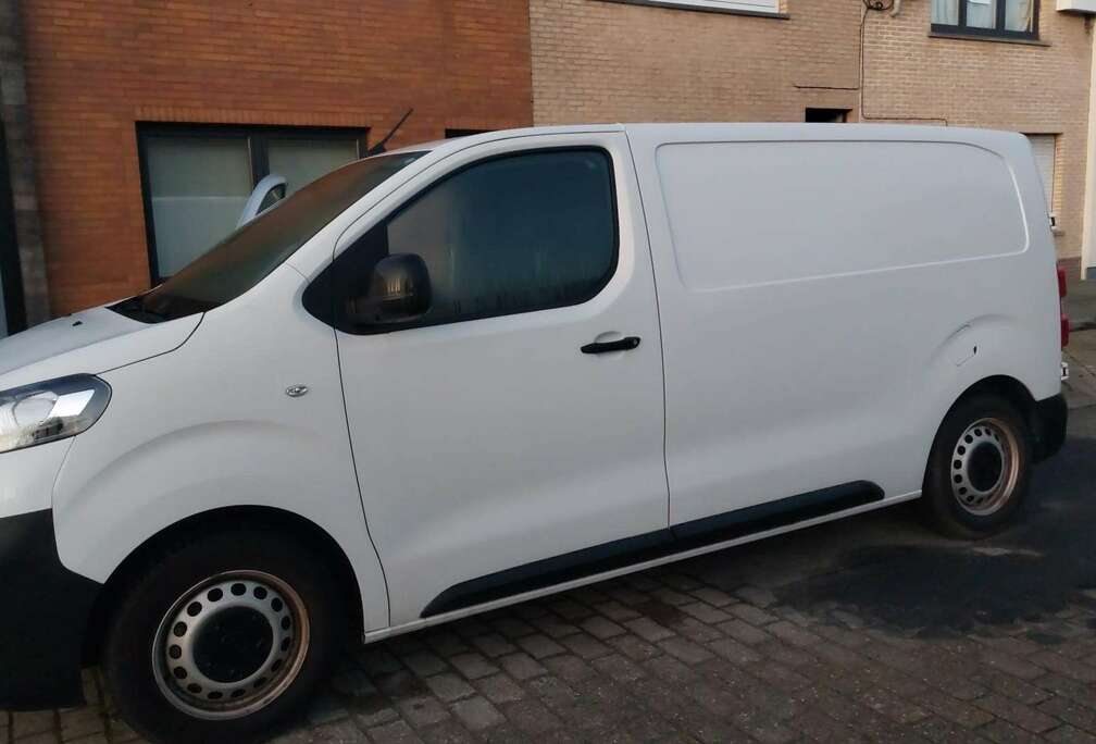 Opel 1.5 D Cargo M Elegance