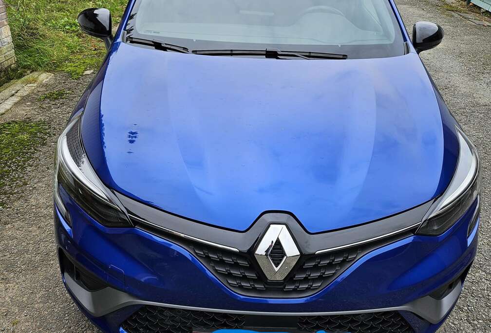 Renault RS-line E-tech hybrid 145