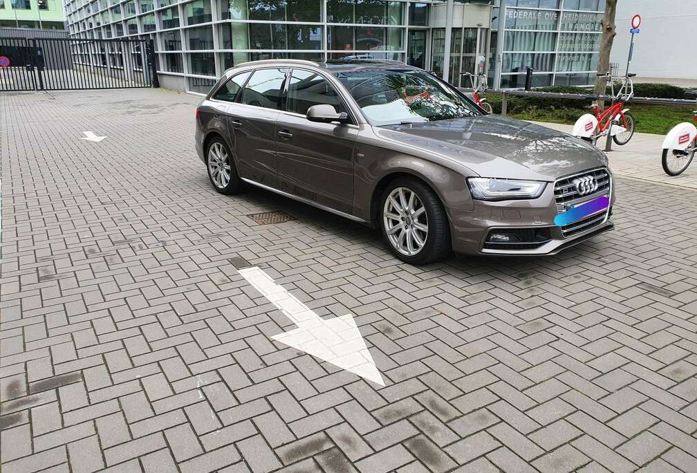 Audi Audi A4 quattro 190pk 3x S line