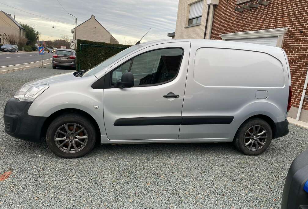 Citroen 1.6 BlueHDi L1 Fresh GPS