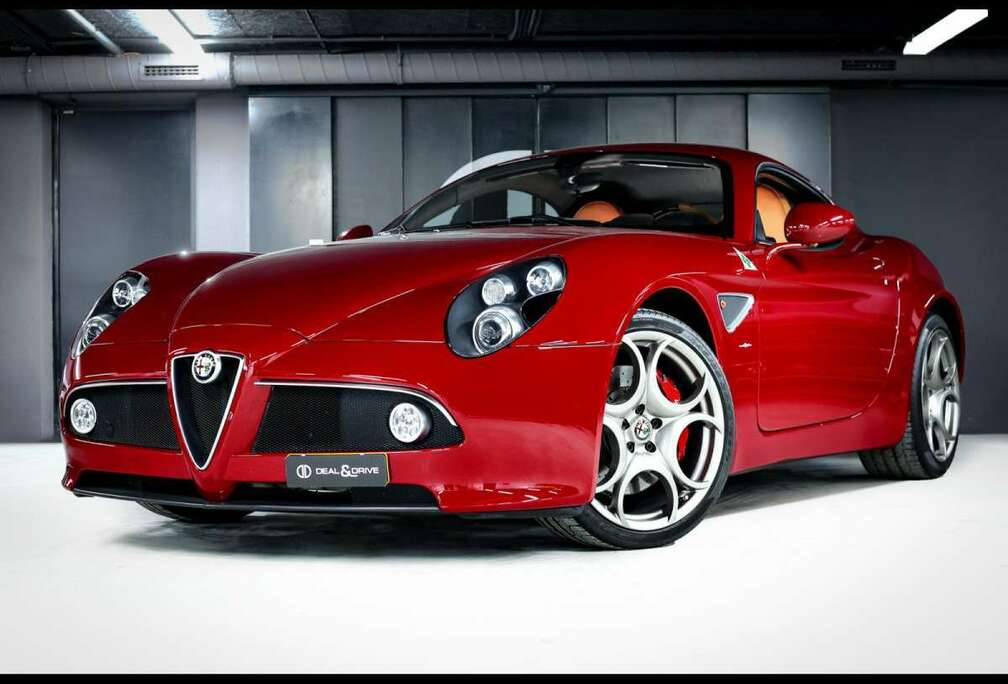 Alfa Romeo COMPETIZIONE 4.7 V8351/500ROSSO ALFAXPELCARBON
