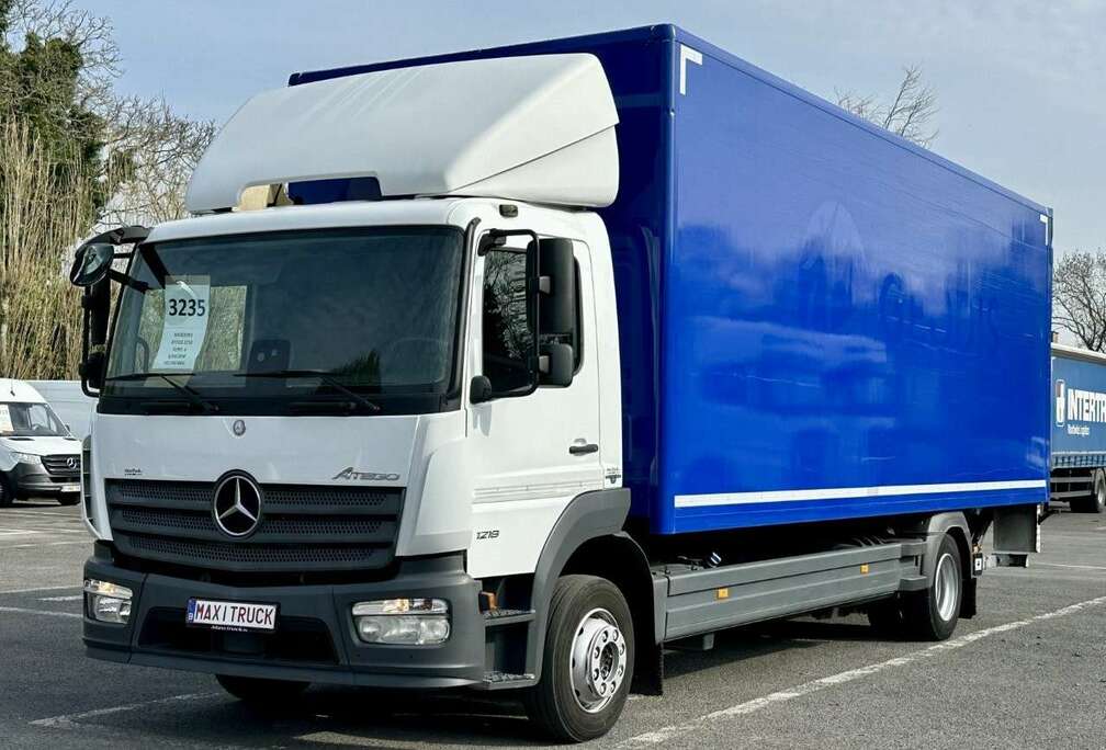 Mercedes-Benz 1218 - 35.900€ - Leasing 1.040€/M